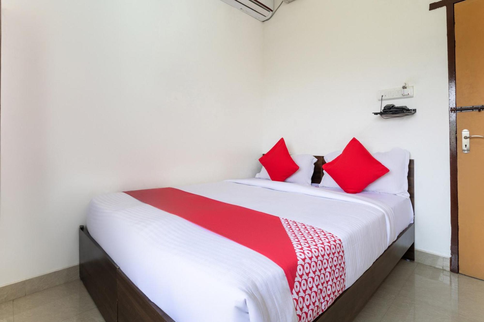 Oyo Splenor Inn Kammasandra Exterior photo